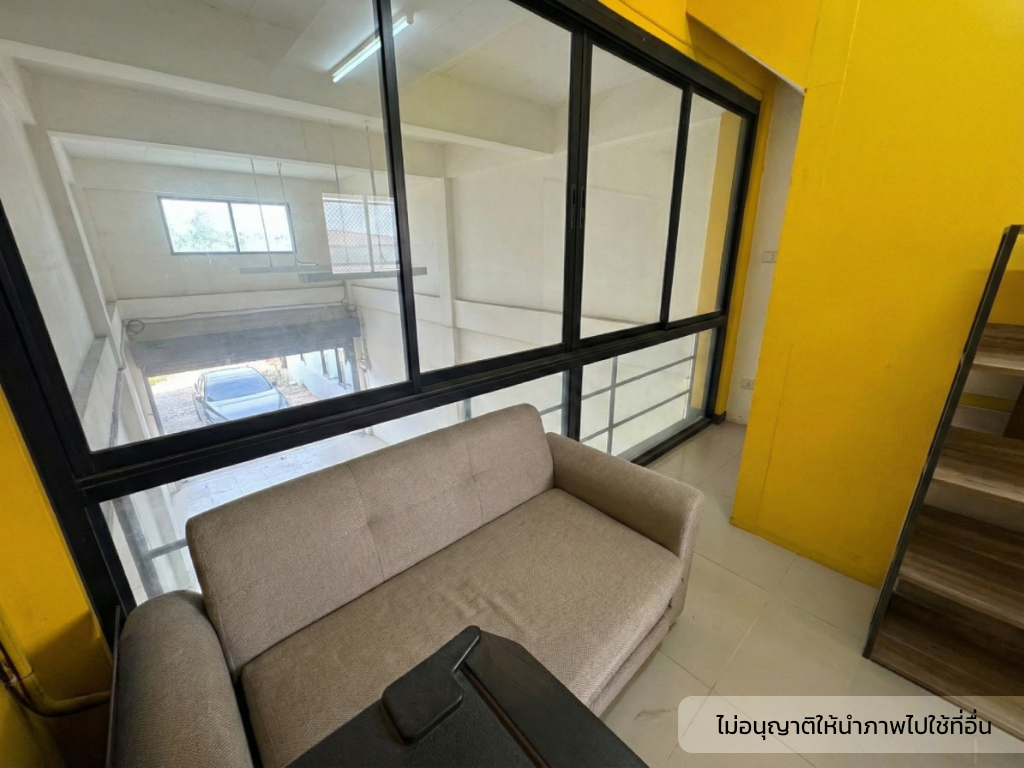 มุมมองจากชั้นลอย